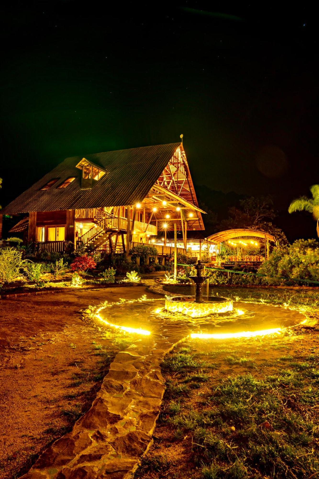 Heimatlos Amazon Lodge Puyo Buitenkant foto